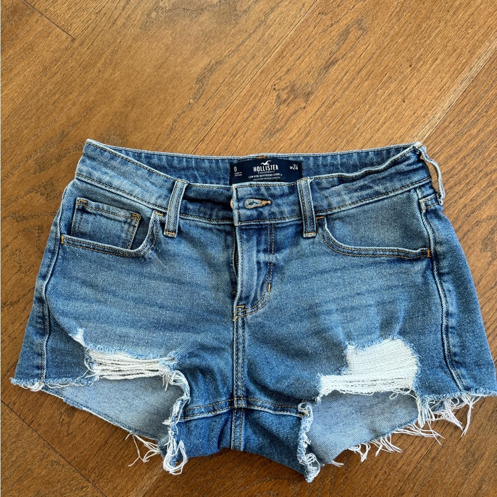 Hollister Low Rise Boyfriend Shorts